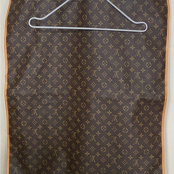 #AUTHENTIC LOUIS VUITTON MONOGRAM GARMENT BAG WITH TWO HANGERS AND DUST BAG - Picture 4 of 6